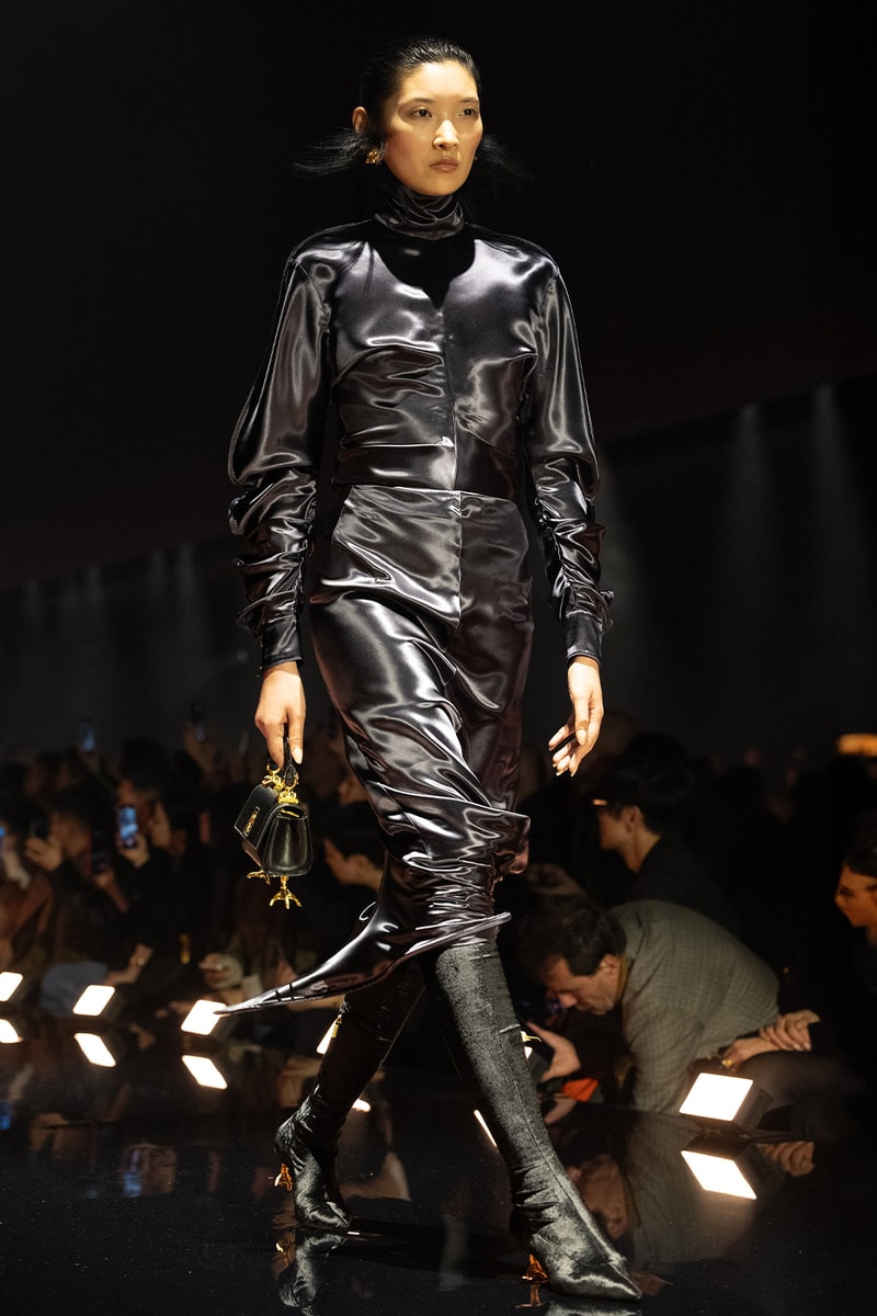 Daniel Roseberry Unlocks the Enigma of "The Sphynx" for Schiaparelli's Fall/Winter 2026 Collection paris fashion week
