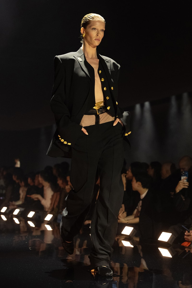 Daniel Roseberry Unlocks the Enigma of "The Sphynx" for Schiaparelli's Fall/Winter 2026 Collection paris fashion week