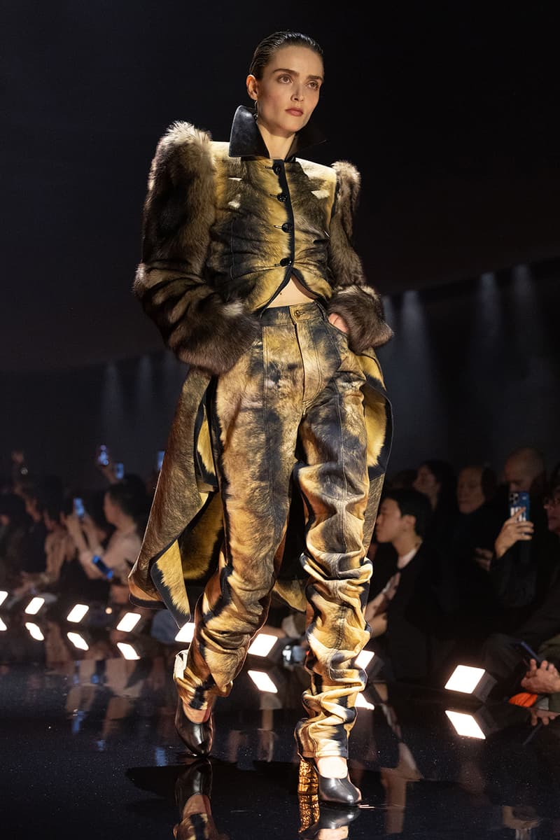 Daniel Roseberry Unlocks the Enigma of "The Sphynx" for Schiaparelli's Fall/Winter 2026 Collection paris fashion week