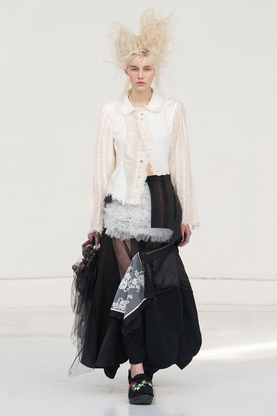 Caroline Hú FW26 Paris Fashion Week Collection Crocs Bae Clog collaboration runway
