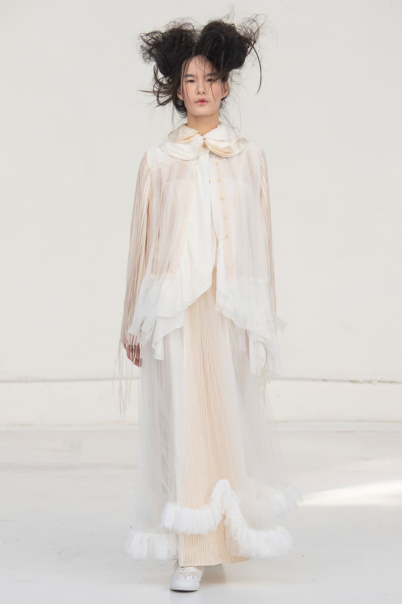 Caroline Hú FW26 Paris Fashion Week Collection Crocs Bae Clog collaboration runway