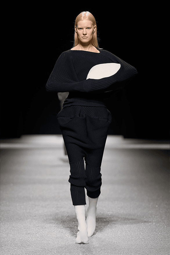 Issey Miyake Fall Winter 2026 Paris Fashion Week womenswear runway Satoshi Kondo