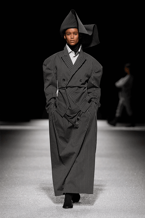 Issey Miyake Fall Winter 2026 Paris Fashion Week womenswear runway Satoshi Kondo