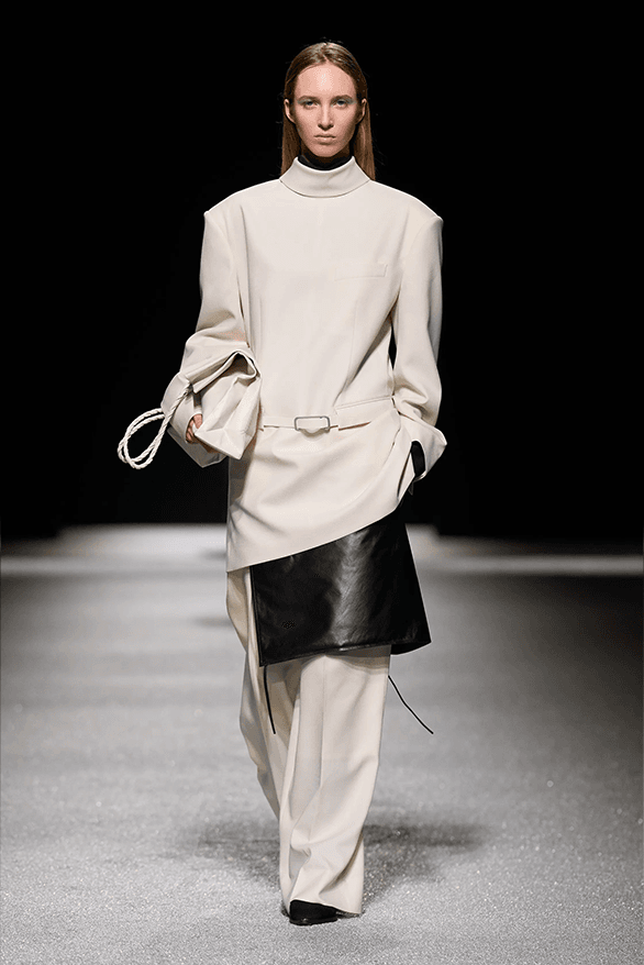 Issey Miyake Fall Winter 2026 Paris Fashion Week womenswear runway Satoshi Kondo