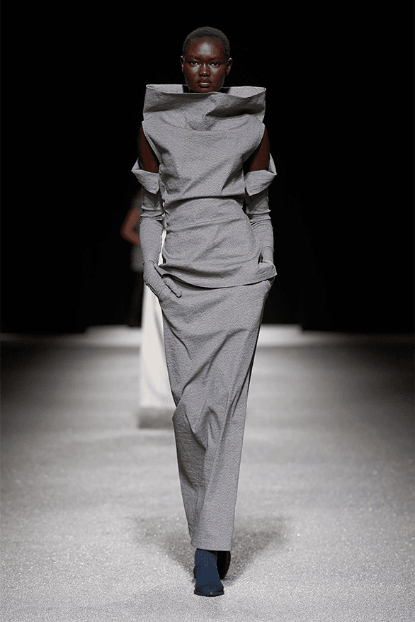 Issey Miyake Fall Winter 2026 Paris Fashion Week womenswear runway Satoshi Kondo
