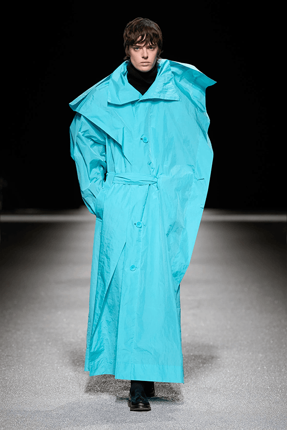Issey Miyake Fall Winter 2026 Paris Fashion Week womenswear runway Satoshi Kondo