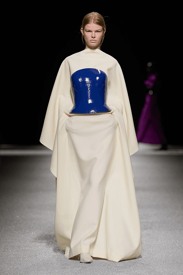 Issey Miyake Fall Winter 2026 Paris Fashion Week womenswear runway Satoshi Kondo