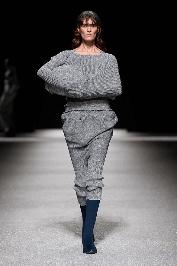 Issey Miyake Fall Winter 2026 Paris Fashion Week womenswear runway Satoshi Kondo