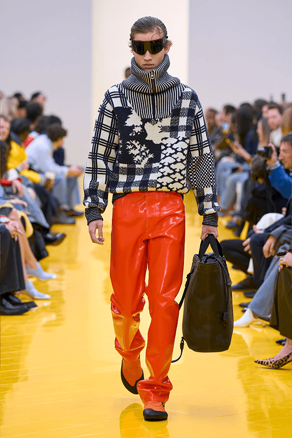 LOEWE Fall Winter 2026 Paris Fashion Week menswear womenswear runway Jack McCollough Lazaro Hernandez