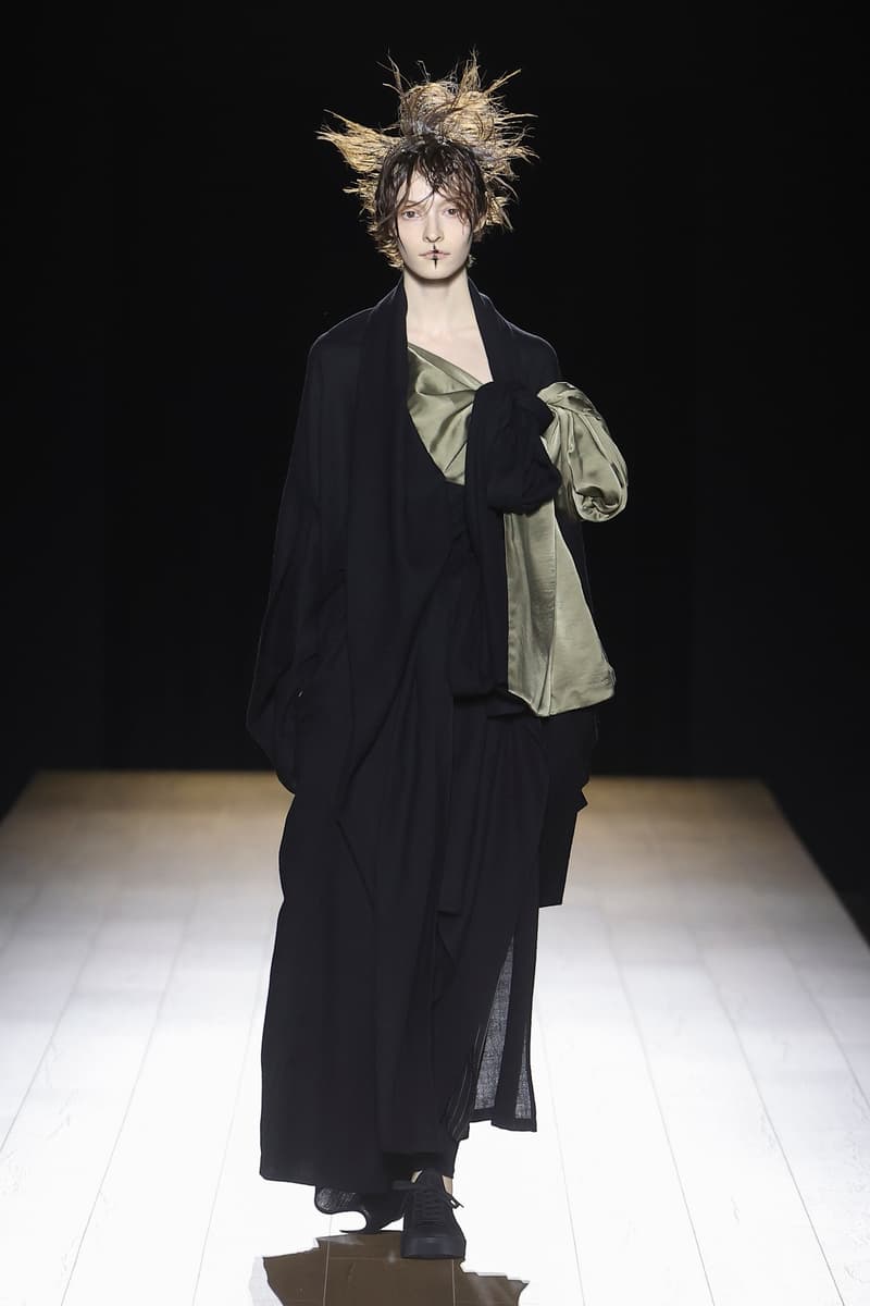 Yohji Yamamoto Fall Winter 2026 Paris Fashion Week womenswear runway