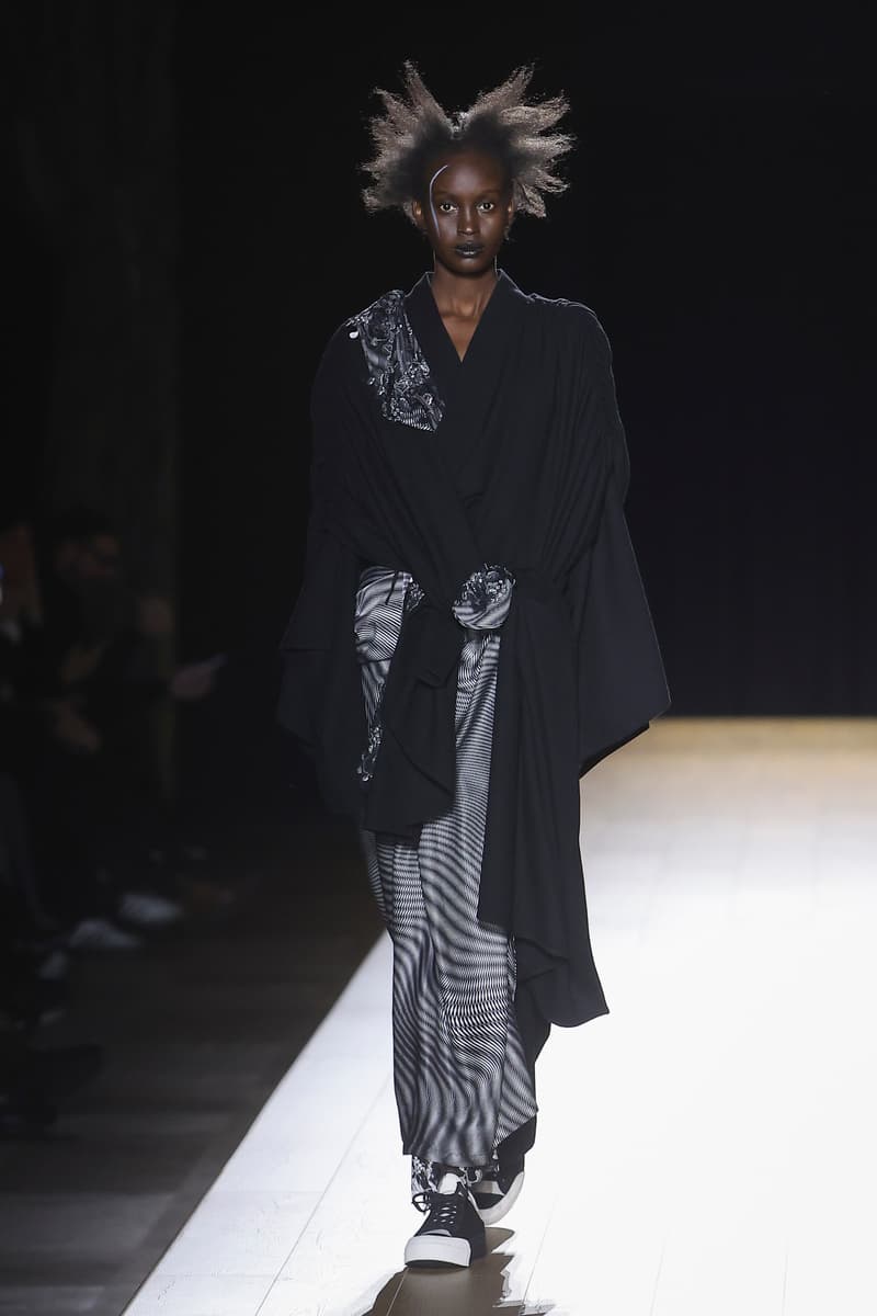 Yohji Yamamoto Fall Winter 2026 Paris Fashion Week womenswear runway