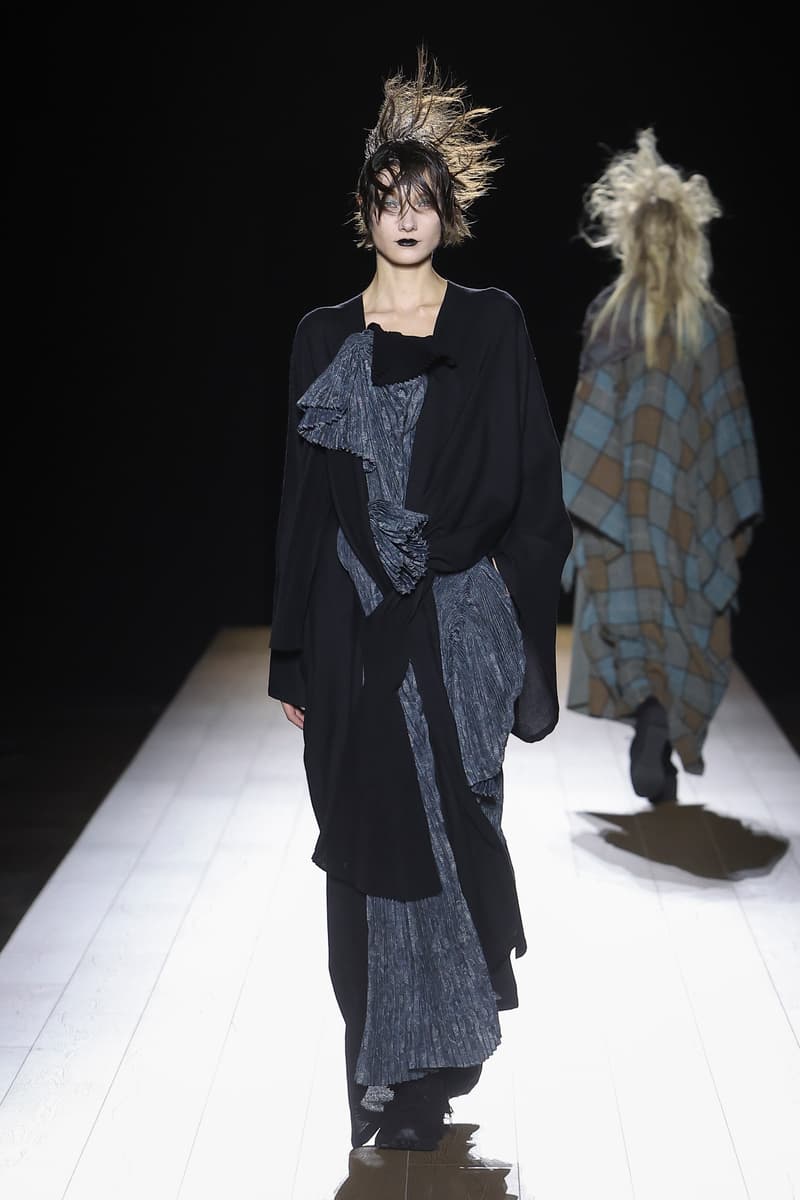 Yohji Yamamoto Fall Winter 2026 Paris Fashion Week womenswear runway