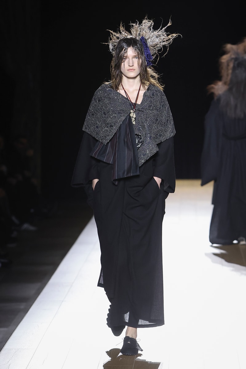 Yohji Yamamoto Fall Winter 2026 Paris Fashion Week womenswear runway