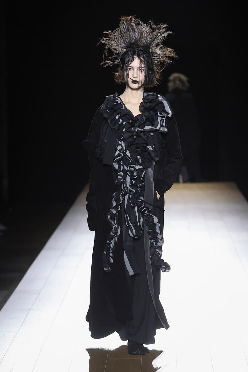 Yohji Yamamoto Fall Winter 2026 Paris Fashion Week womenswear runway