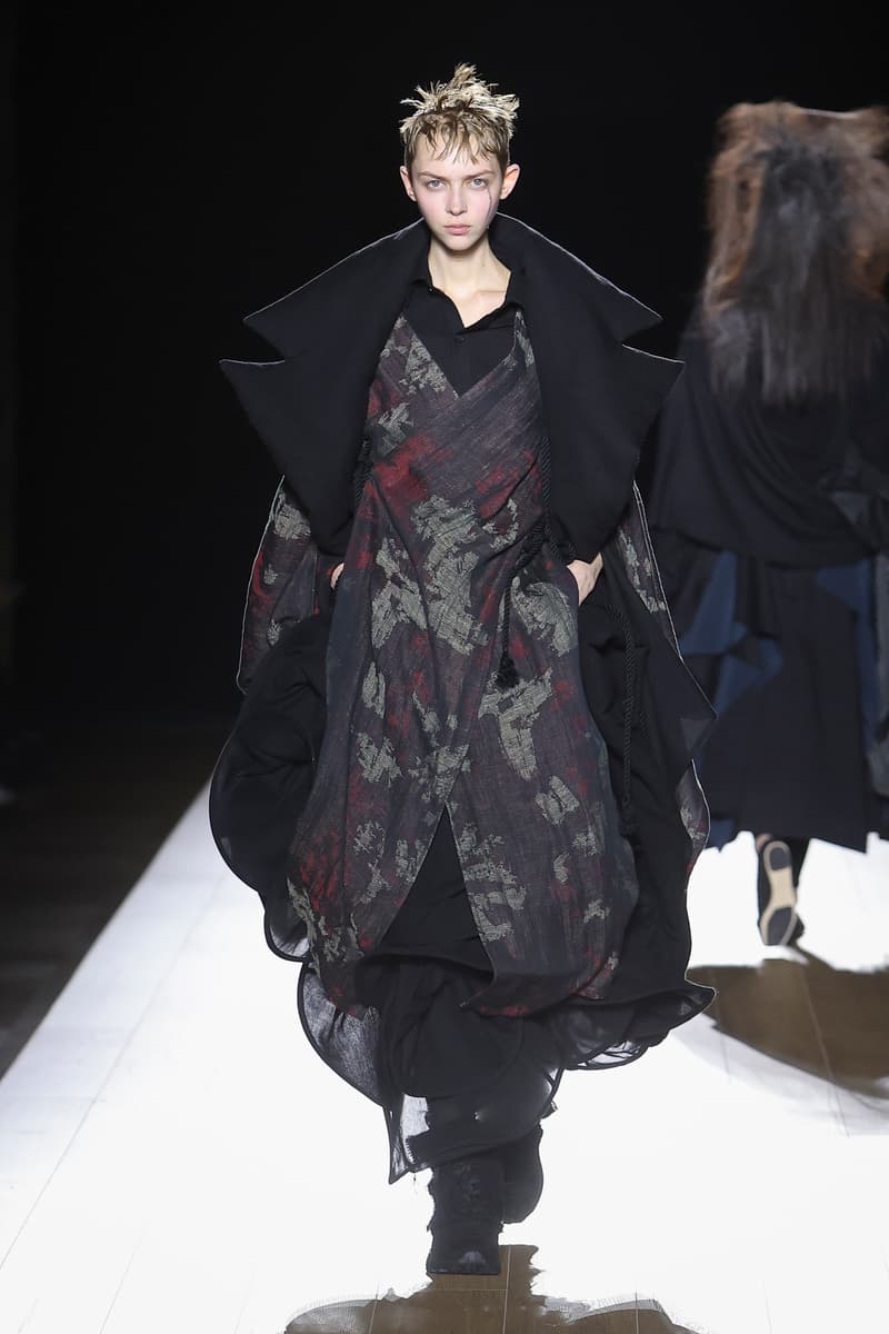 Yohji Yamamoto Fall Winter 2026 Paris Fashion Week womenswear runway