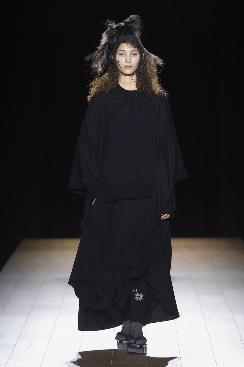 Yohji Yamamoto Fall Winter 2026 Paris Fashion Week womenswear runway