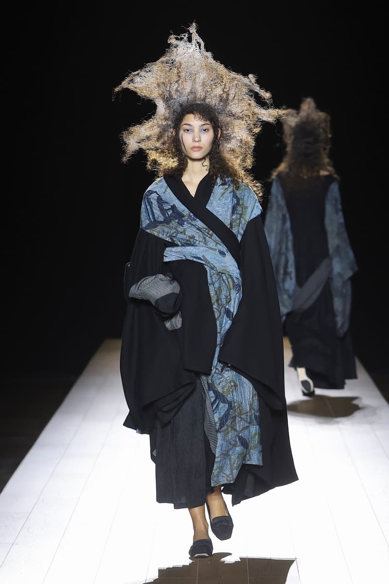 Yohji Yamamoto Fall Winter 2026 Paris Fashion Week womenswear runway