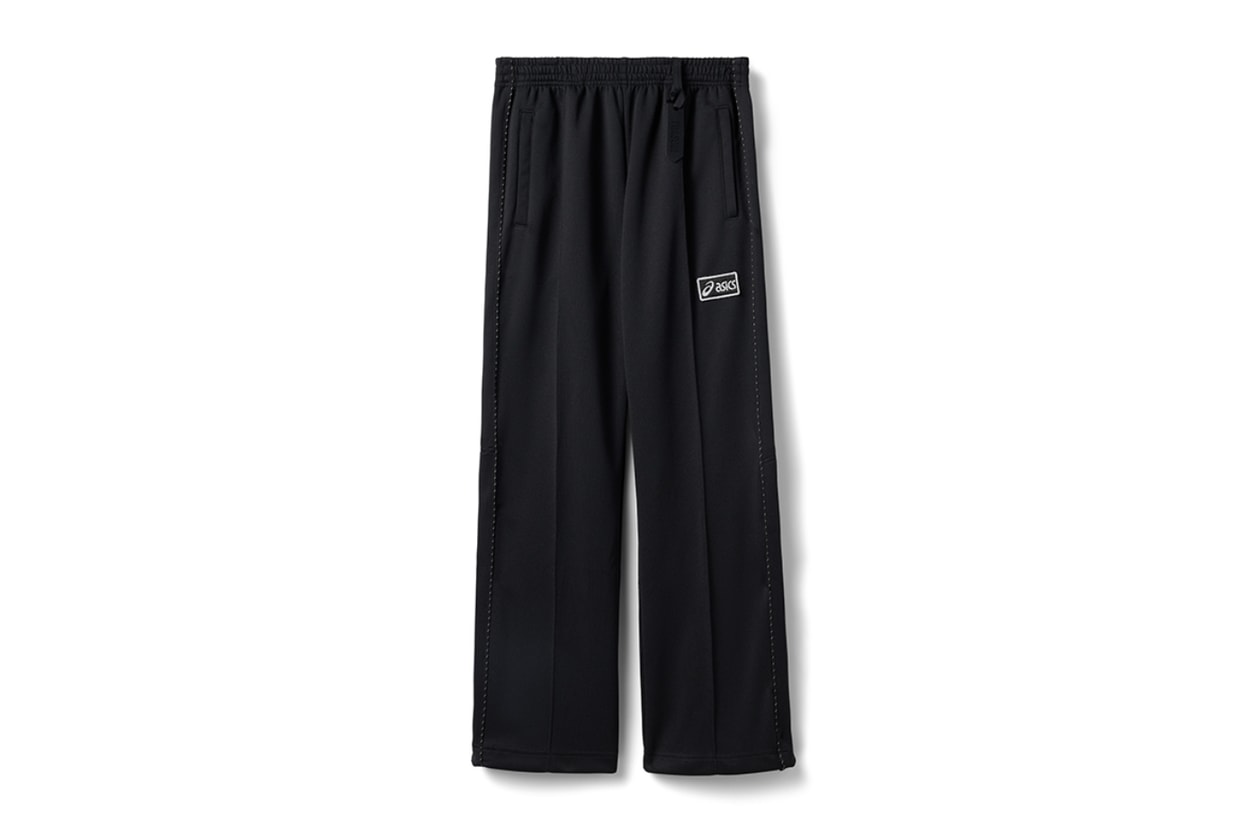 El aspecto oficial de toda la colección YOASOBI x ASICS Collaboration