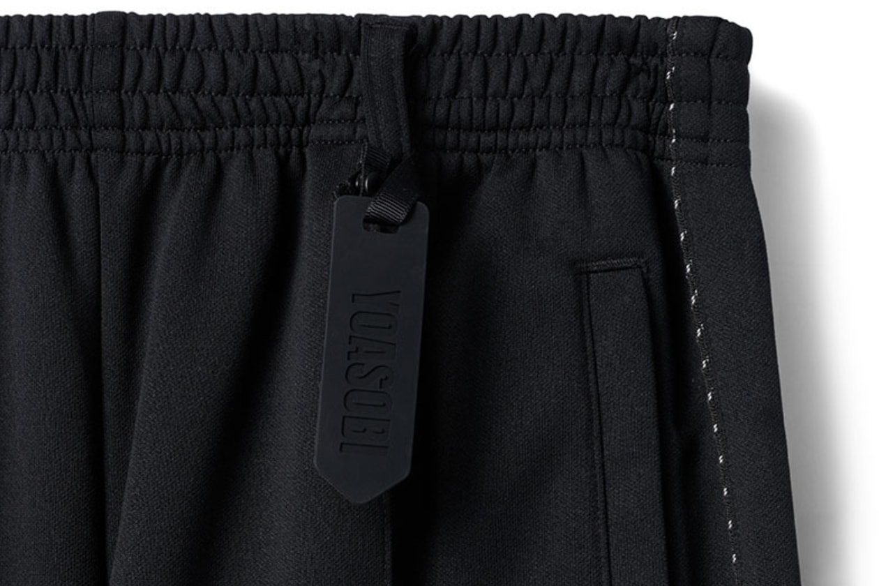 El aspecto oficial de toda la colección YOASOBI x ASICS Collaboration