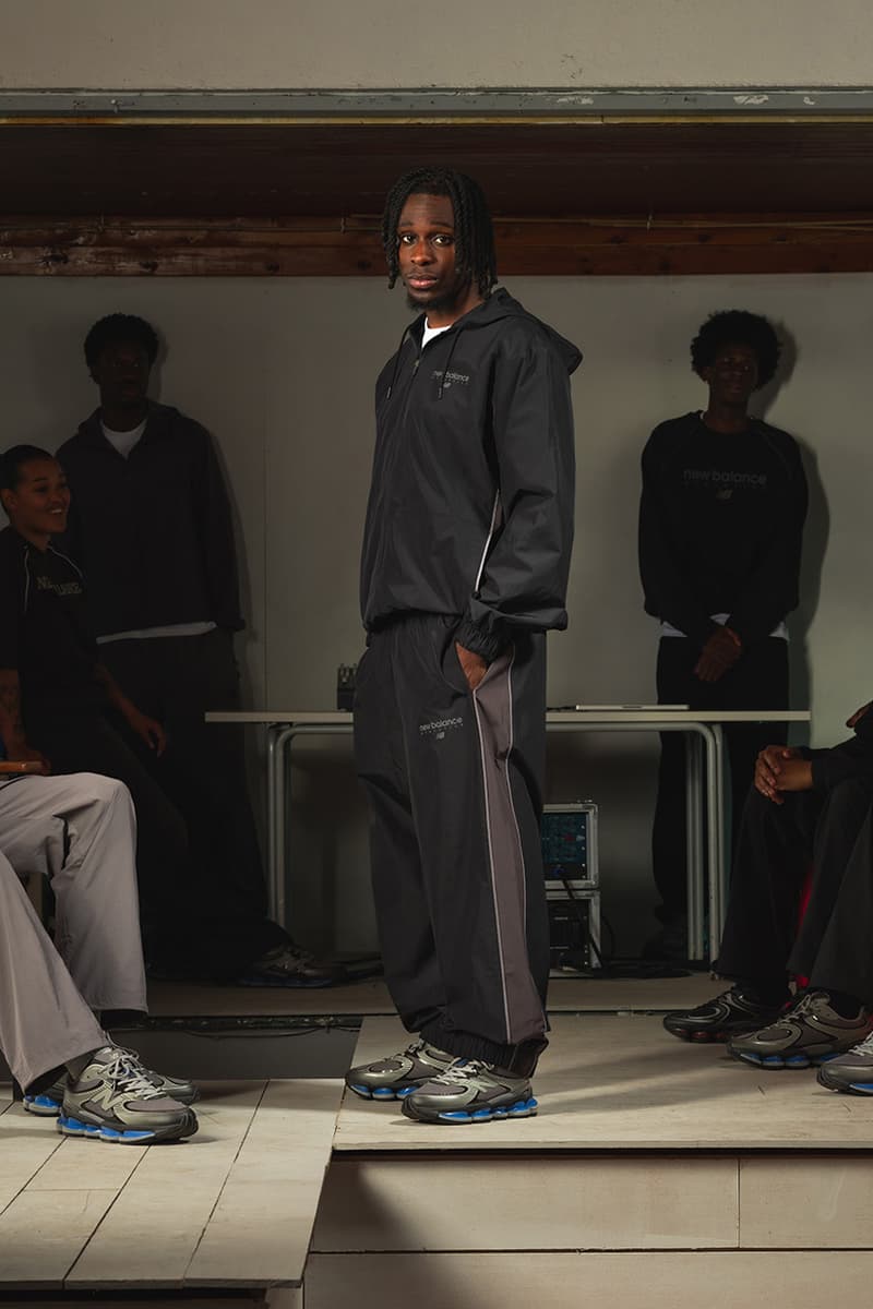 New Balance ABZORB 2000 in Grey/Blue and Black/Red exclusive colorways from JD Sports, showing mesh and metallic webbed construction detail - detail view 3