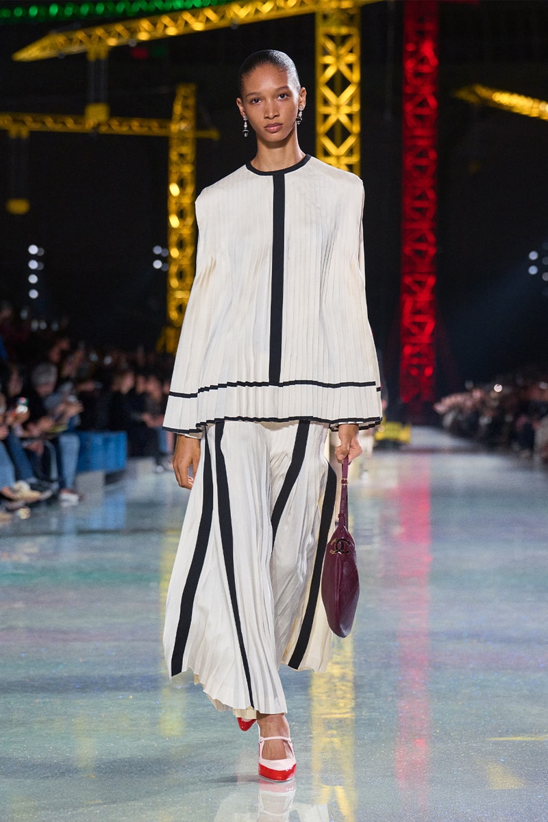 Chanel Embarks on a Dazzling Metamorphosis for Fall Winter 2026 pfw runway collection