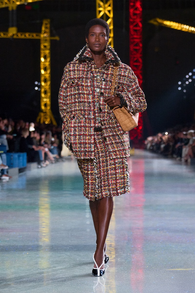 Chanel Embarks on a Dazzling Metamorphosis for Fall Winter 2026 pfw runway collection
