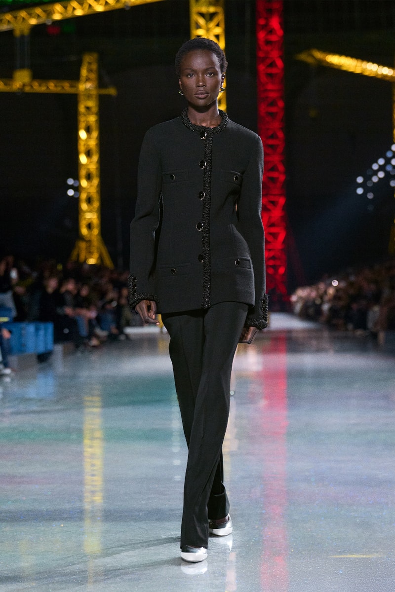 Chanel Embarks on a Dazzling Metamorphosis for Fall Winter 2026 pfw runway collection