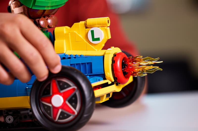 LEGO Group Unveils the "Luigi & Mach 8" Mario Kart Set super mario build pieces