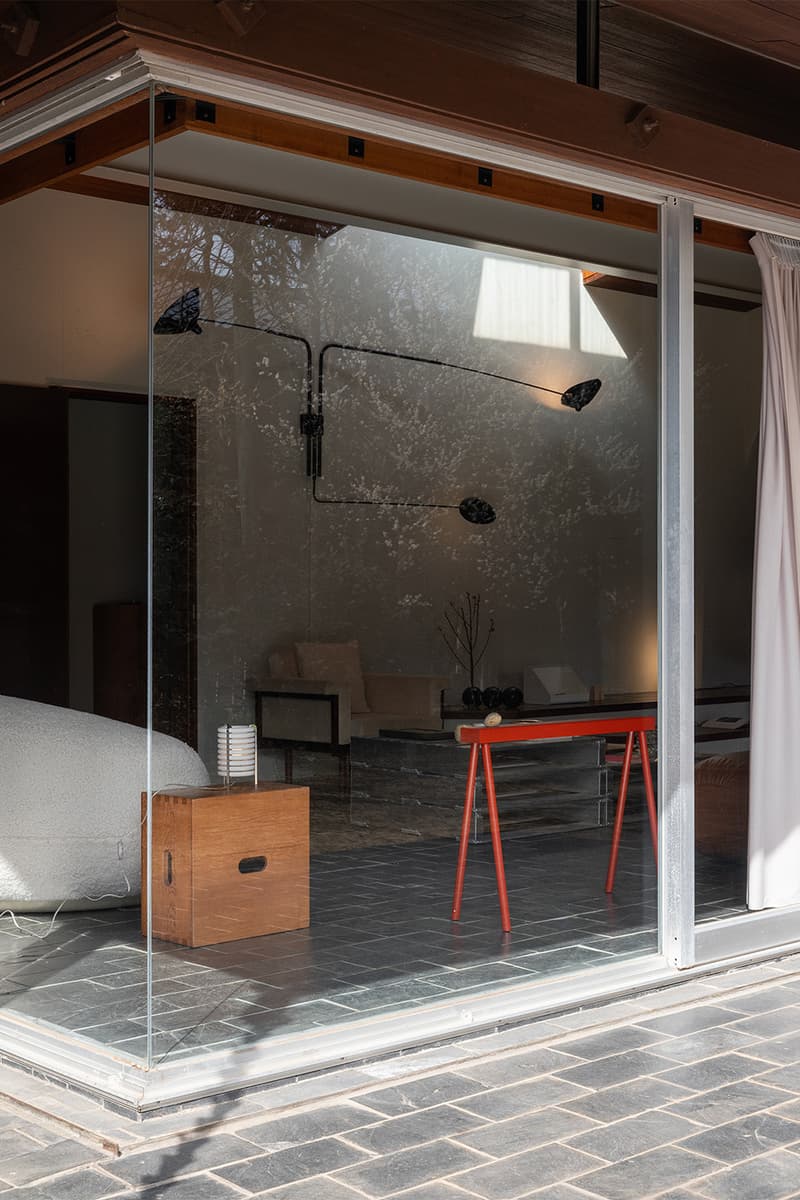 Akasaki & Vanhuyse 'Home–Home' exhibition Bundle Studio Japan