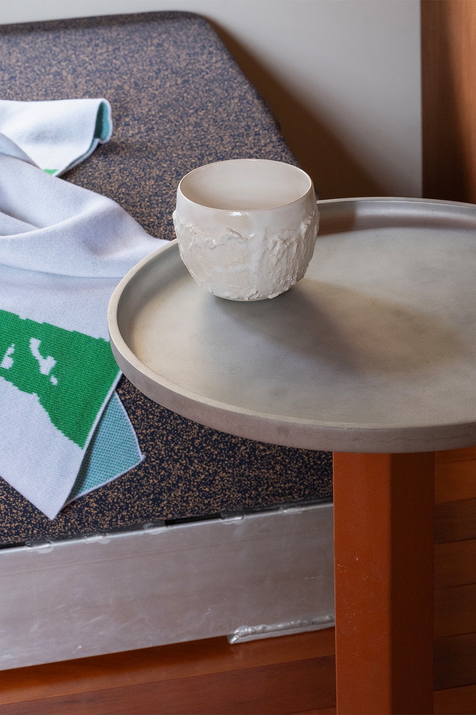 Akasaki & Vanhuyse 'Home–Home' exhibition Bundle Studio Japan