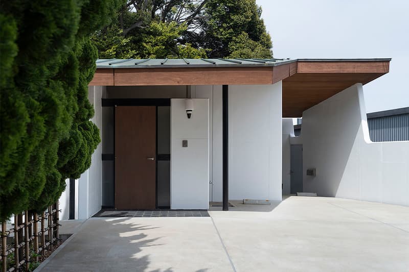 Akasaki & Vanhuyse 'Home–Home' exhibition Bundle Studio Japan