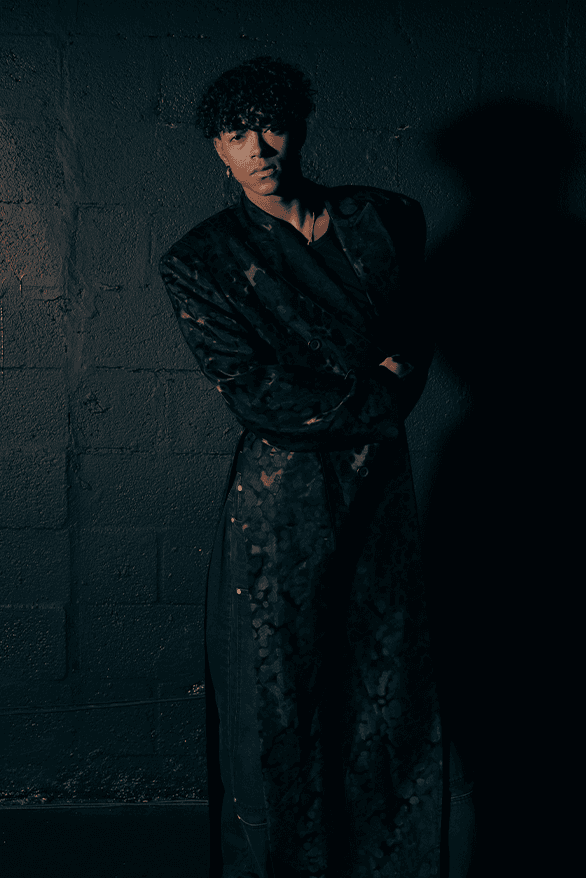 SANTOS BRAVOS Debut EP DUAL Release Information details date music hybe latin america