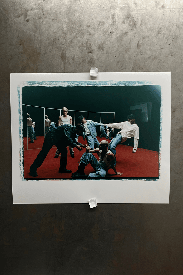 SANTOS BRAVOS Debut EP DUAL Release Information details date music hybe latin america