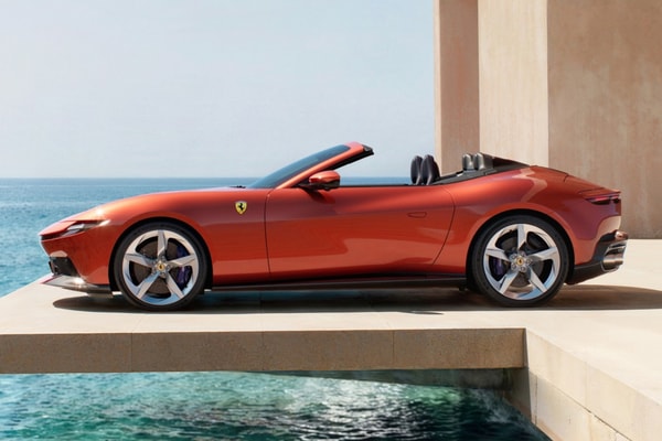 Ferrari Amalfi Spider rosso tramonto verde costiera Reveal Release Info