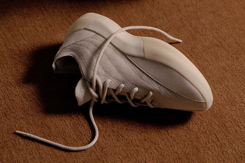 Fear of God Athletics III Basketball in Wonder Alumina colorway, final adidas collaboration release - detail view 4