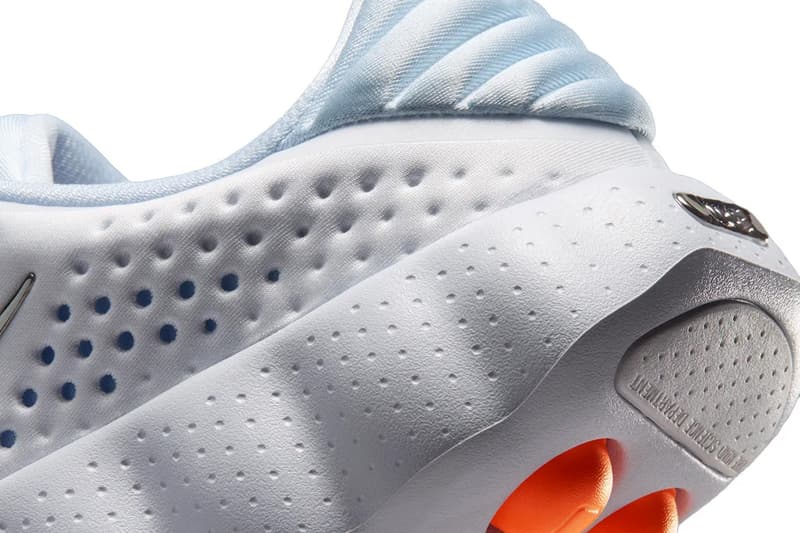 Nike Mind 002 "Football Grey" Football Grey/Hydrogen Blue-Hyper Crimson-Chrome HQ4310-002