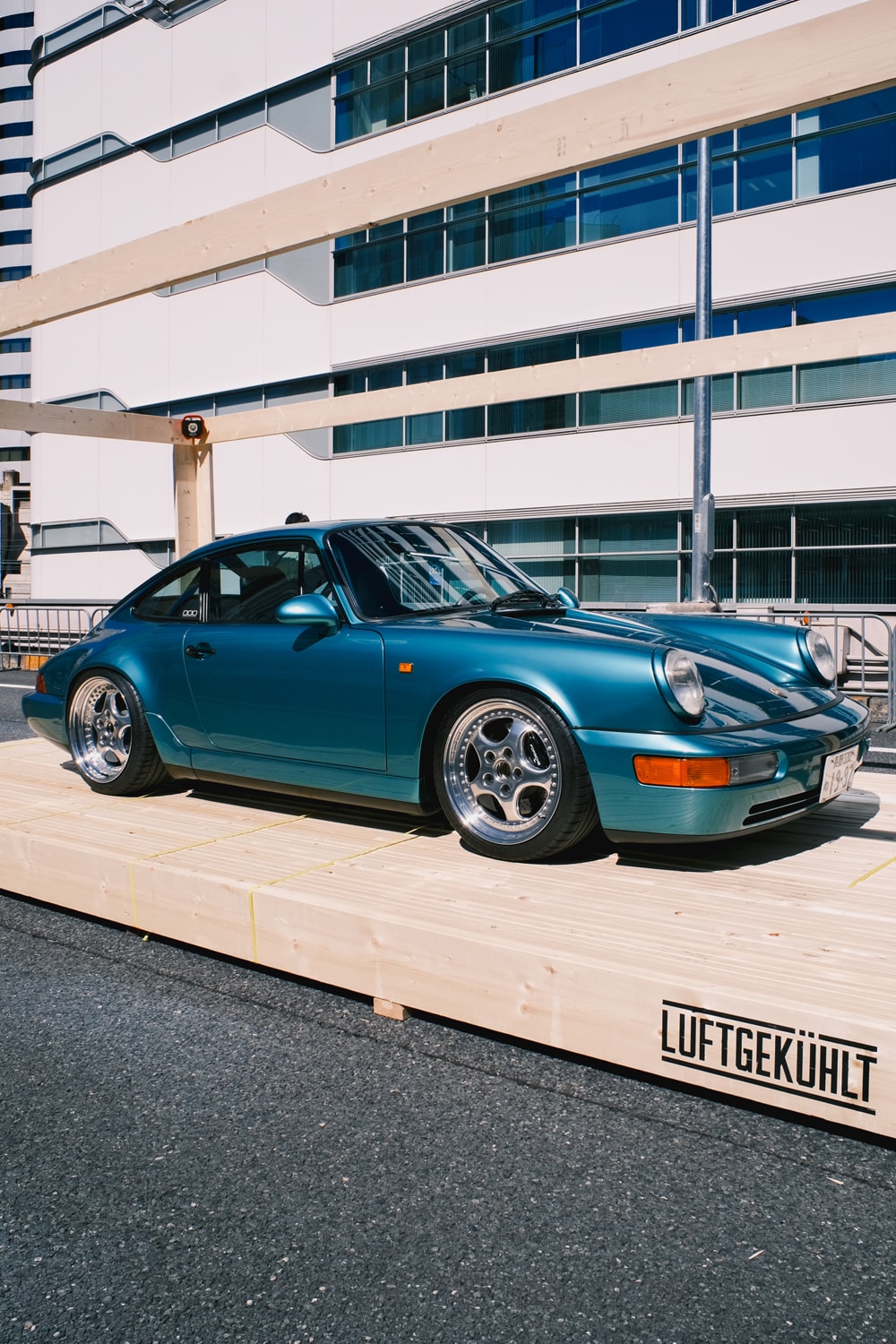 Luftgekühlt 2026 Tokyo Japan Event Recap Porsche Porsches on a Highway Expressway Ginza Parked Takeover