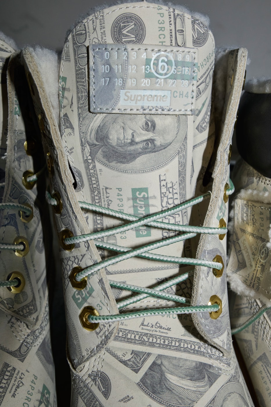 8 Drops na Hindi Mo Pwedeng Palampasin This Week Weekly Drops Supreme Maison Margiela MM6 Palace Skateboards TOGA Umbro Craig Green Fred Perry BTS HYBE Arc’teryx BEAMS BOY Hiking Patrol Mammut Holiday Call of Duty