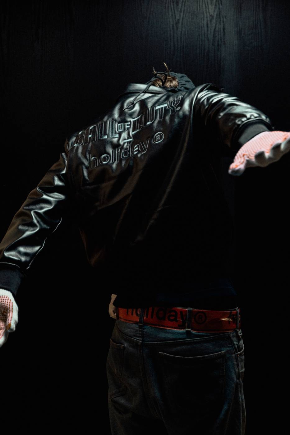 8 Drops na Hindi Mo Pwedeng Palampasin This Week Weekly Drops Supreme Maison Margiela MM6 Palace Skateboards TOGA Umbro Craig Green Fred Perry BTS HYBE Arc’teryx BEAMS BOY Hiking Patrol Mammut Holiday Call of Duty