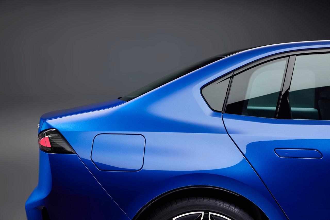BMW i3 Neue Klasse Sedan First Look Reveal Photos 3-series m3 im3