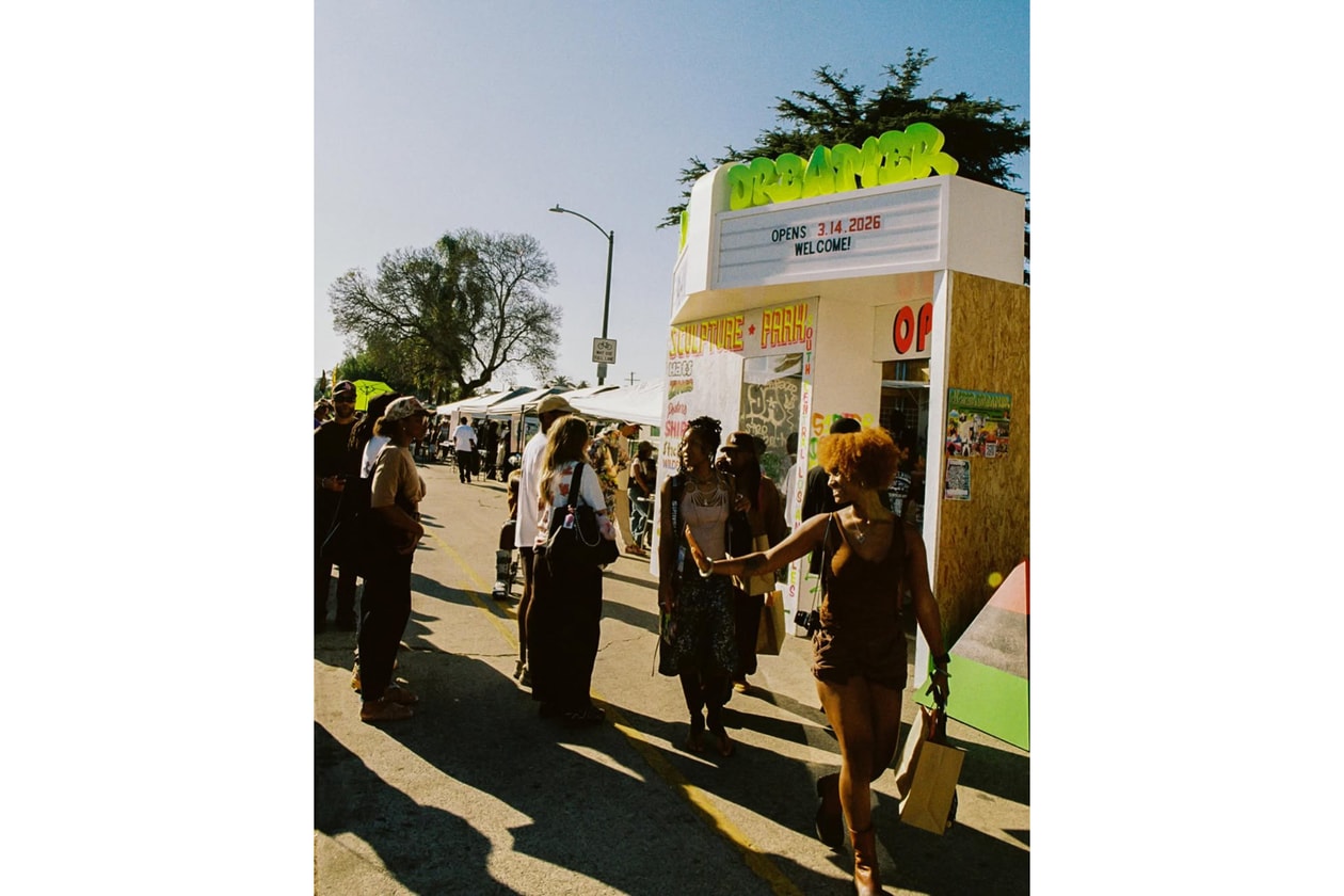 Lauren Halsey 在洛杉矶开幕 sister dreamer 雕塑公园 当代艺术 雕塑作品