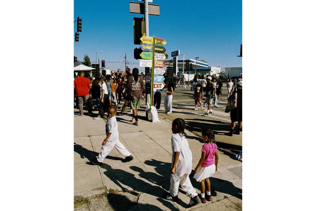 Lauren Halsey 在洛杉矶开幕 sister dreamer 雕塑公园 当代艺术 雕塑作品