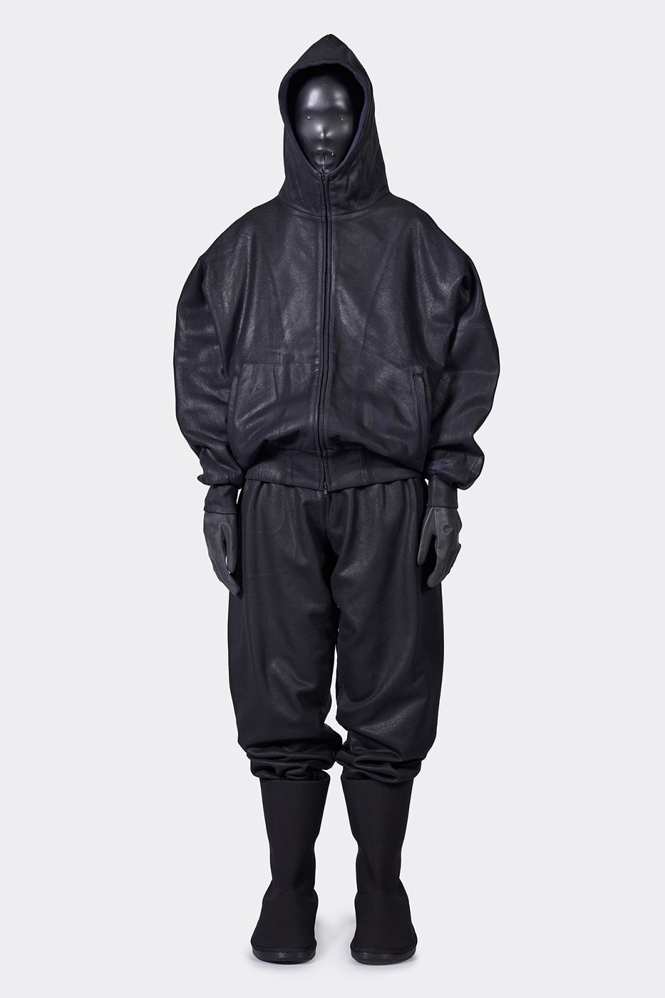 Dingyun Zhang Fall/Winter 2026 Collection Lookbook Info