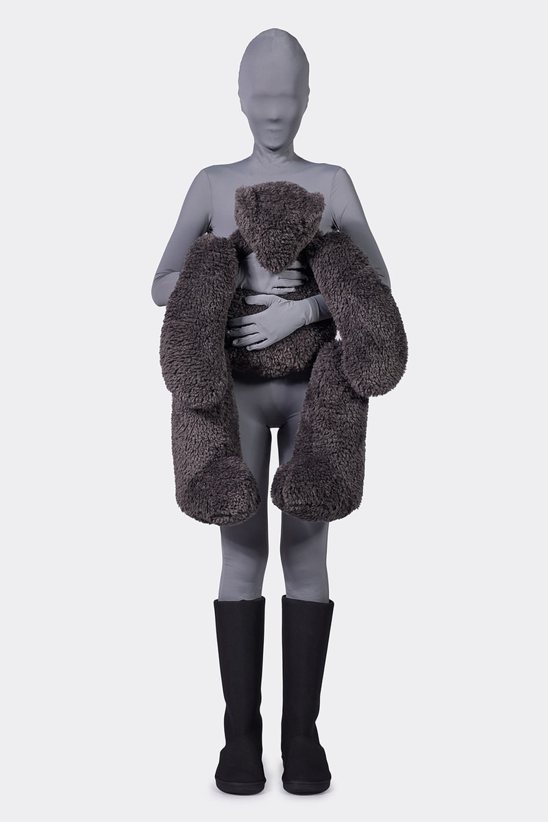 Dingyun Zhang Fall/Winter 2026 Collection Lookbook Info