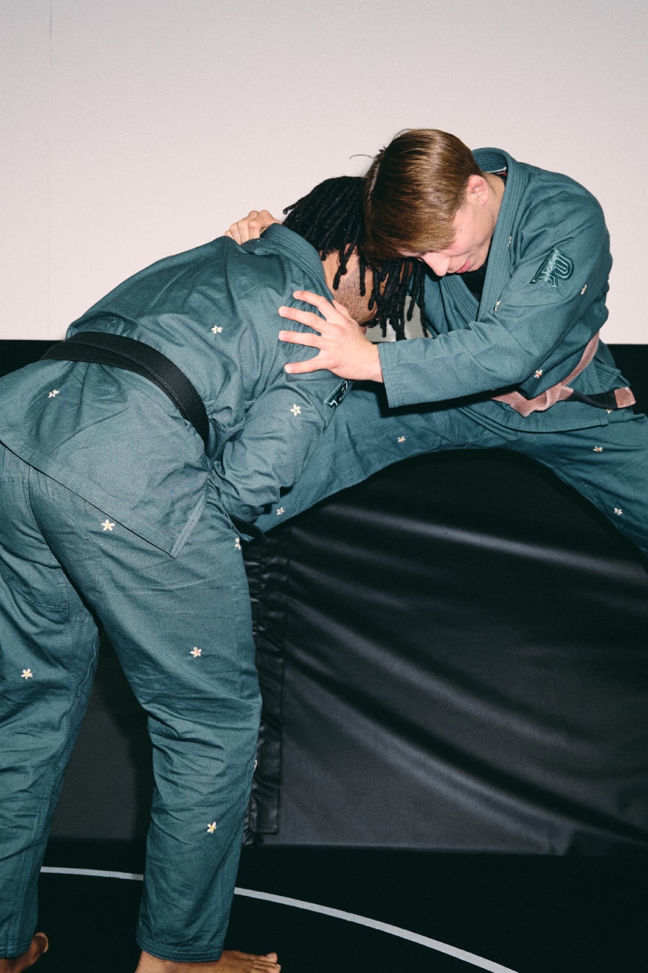 8 Drops You Don't Want to Miss This Week EVISU Palace Skateboards Kith The Matrix The North Face Cecilie Bahnsen The New York Yankees Billionaire Boys Club SAINT Mxxxxxx Attack on Titan Carhartt WIP The Shanana Mil  Albino & Preto Starbucks Japan BEAMS Tomica