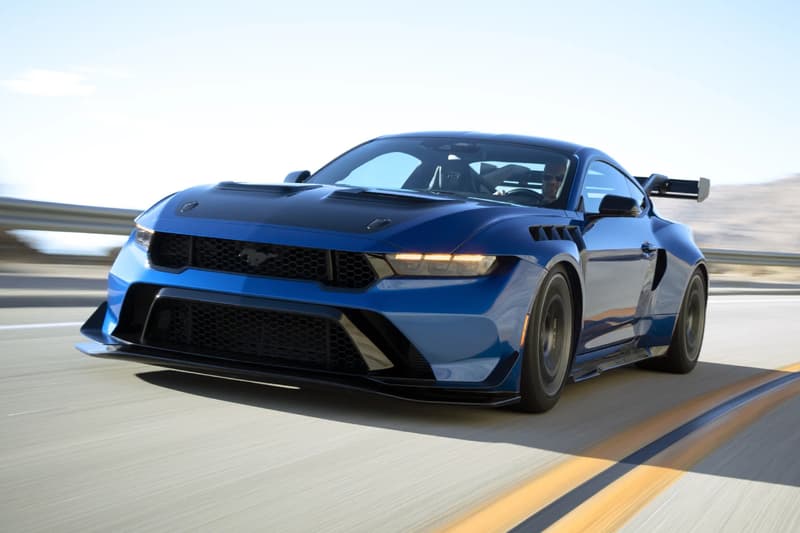 Ford Mustang GTD track-focused supercar with 5.2-liter supercharged V8 and Nürburgring-proven performance