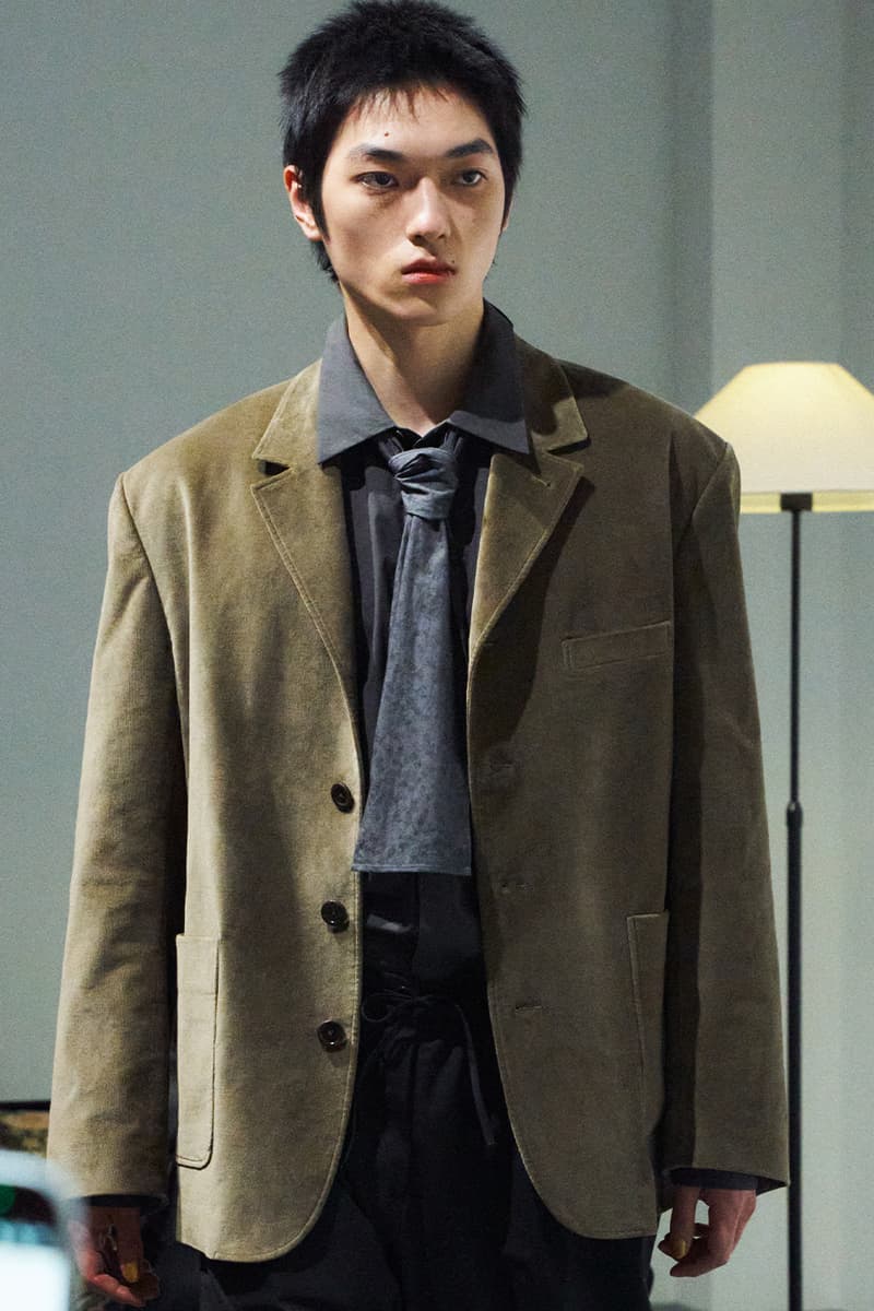 AMOMENTO Fall/Winter 2026 Shanghai Fashion Week Runway Show seoul korea fashion brand minimalist 