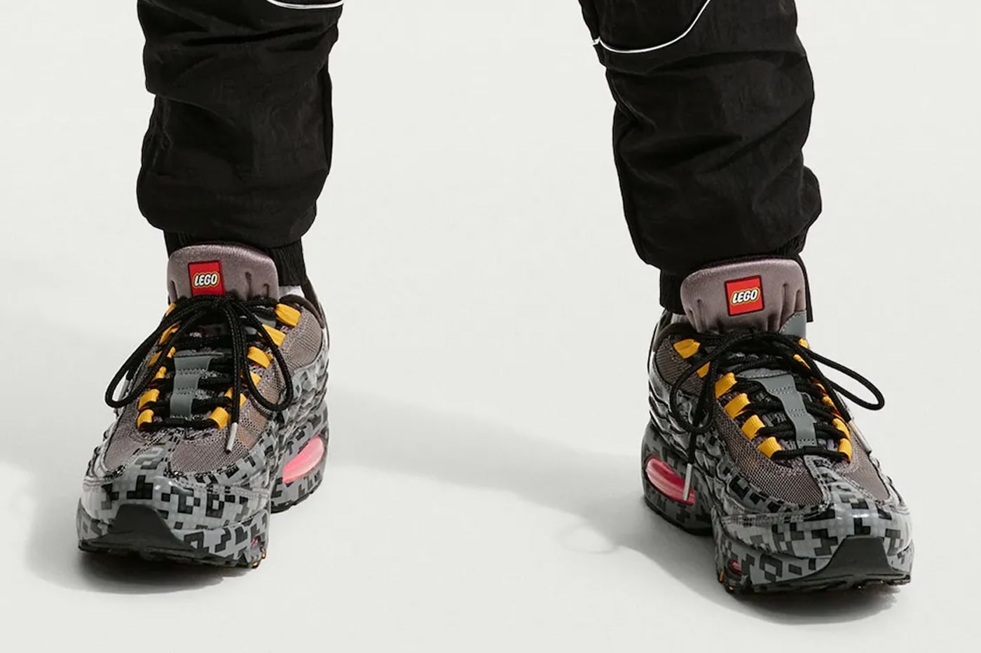 LEGO x Nike Air Max 95 "Brick Pixel" Smoke Grey/Metallic Silver-Black-University Gold-Hyper Pink Release Info