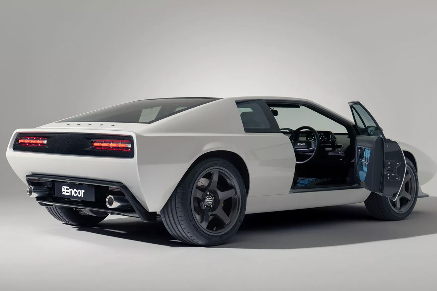 Encor Series 1 carbon-fiber Lotus Esprit restomod with analog-focused cockpit and modern details