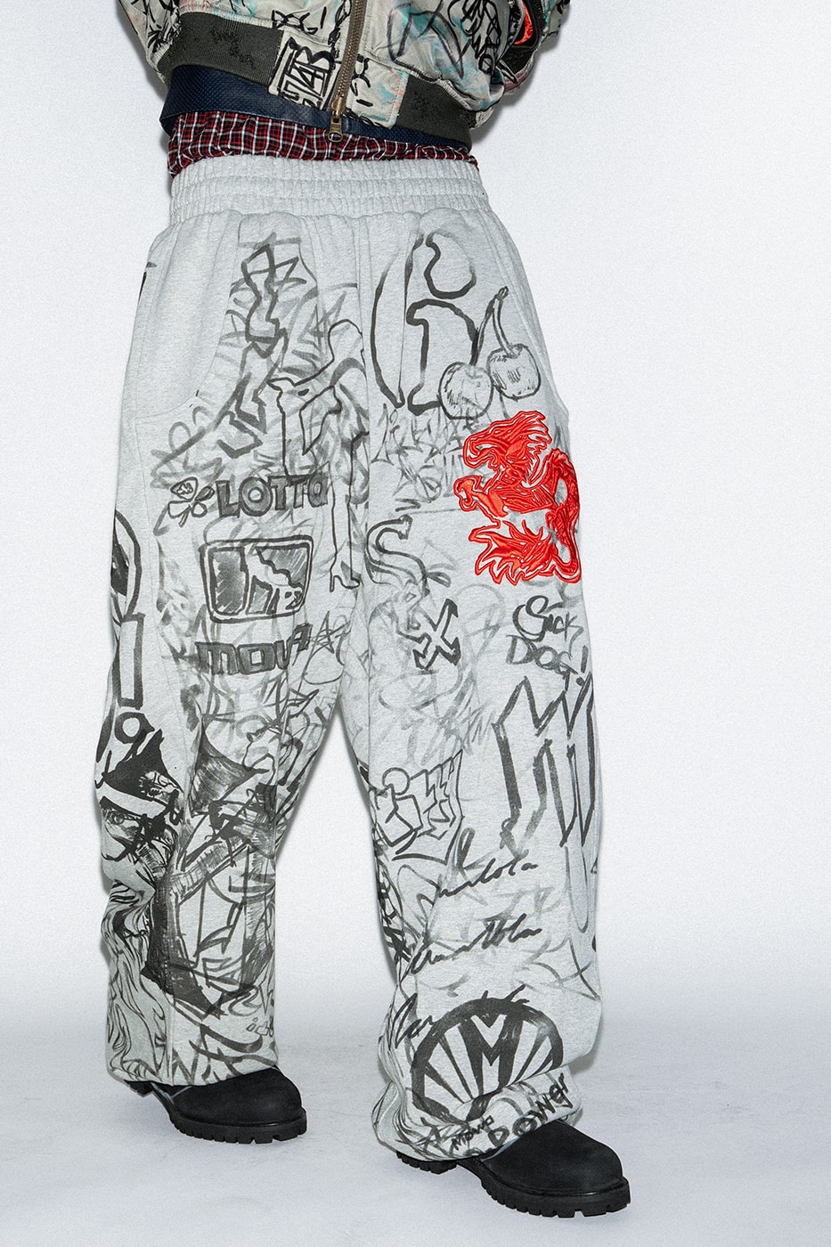 Mowalola Pits the Union Jack Against NY in a Rebellious New Drop Mowalola ogunlesi sweater sweatpants hoodies jackets michael jackson shirt graphic